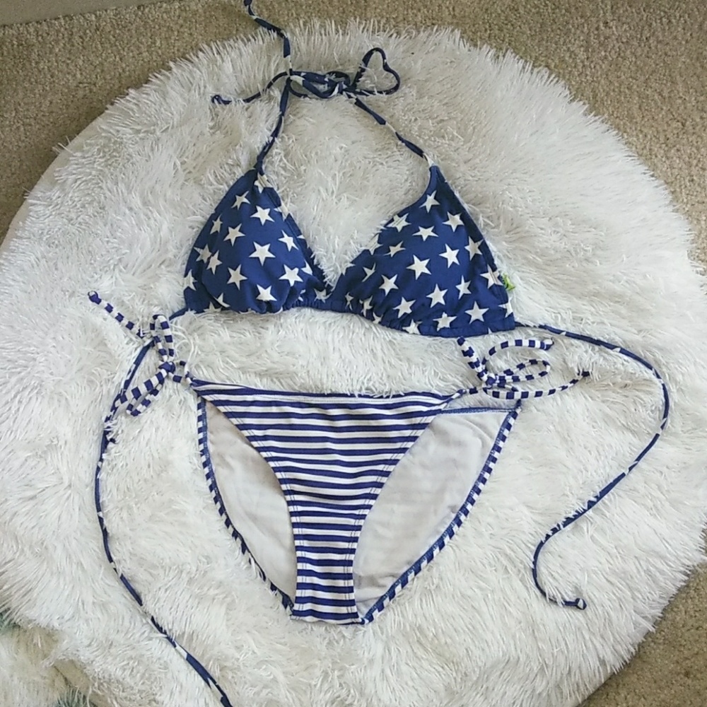 Castaway swimsuit size Large